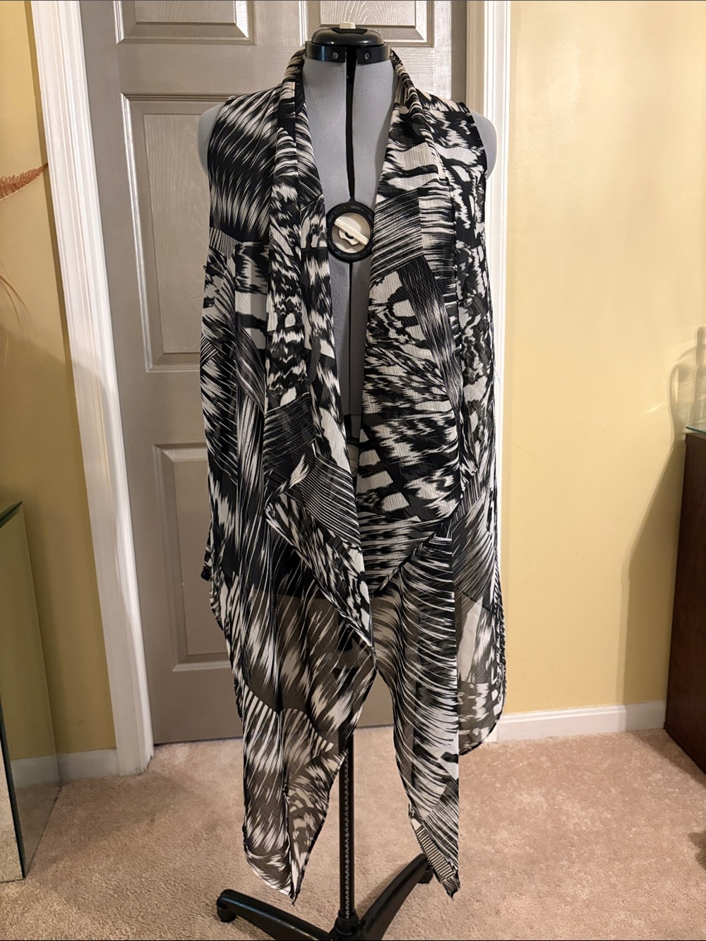Chico's Black & White Abstract Drape Vest